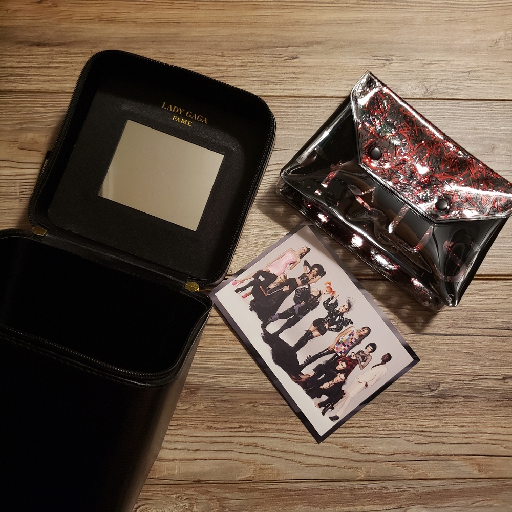LADY GAGA Fame Vanity Case +🎁
